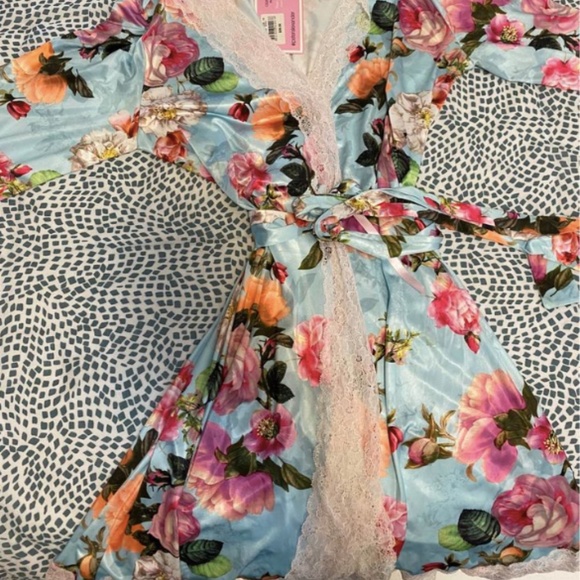 Peter Alexander Intimates & Sleepwear Peter Alexander Dressing Gown